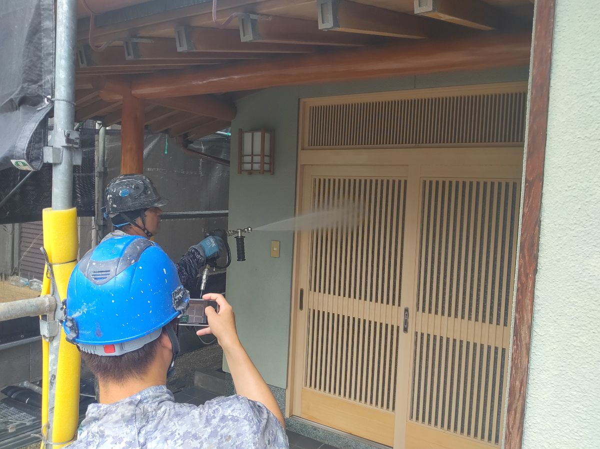 【工事4日目】小倉南区下貫H様：屋根塗装・外壁塗装工事