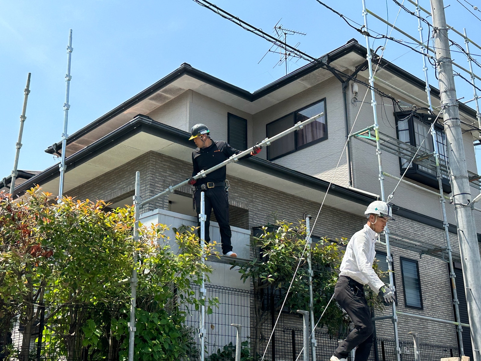 【工事1日目】北九州市：H様　外壁塗装・屋根塗装　及び　その他塗装工事
