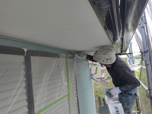 【工事9日目】北九州市小倉南区：K様　外壁塗装・屋根塗装　及び　その他塗装工事