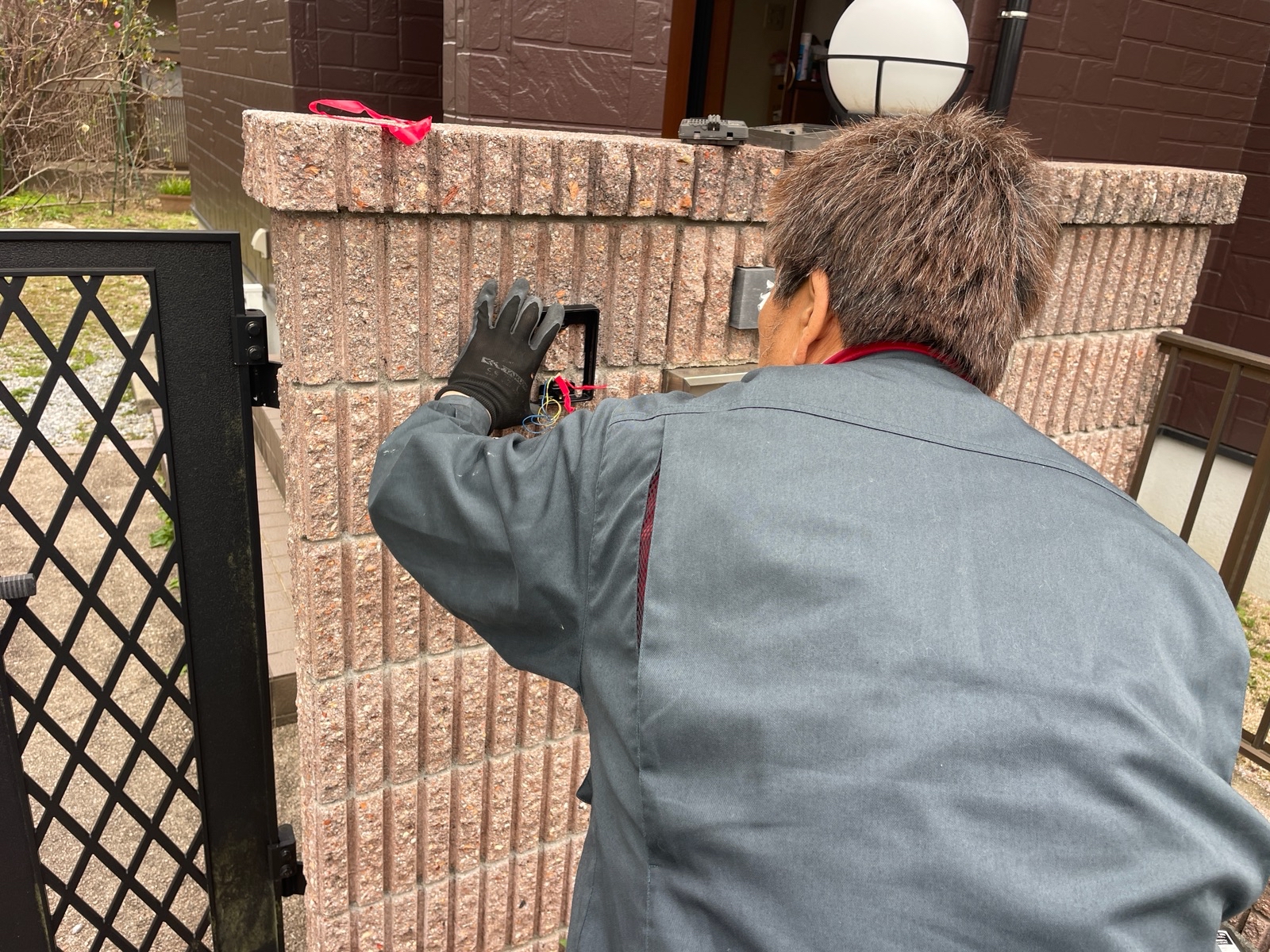 【工事1日目】中間市東中間F様：外壁塗装・付帯塗装・その他改修工事