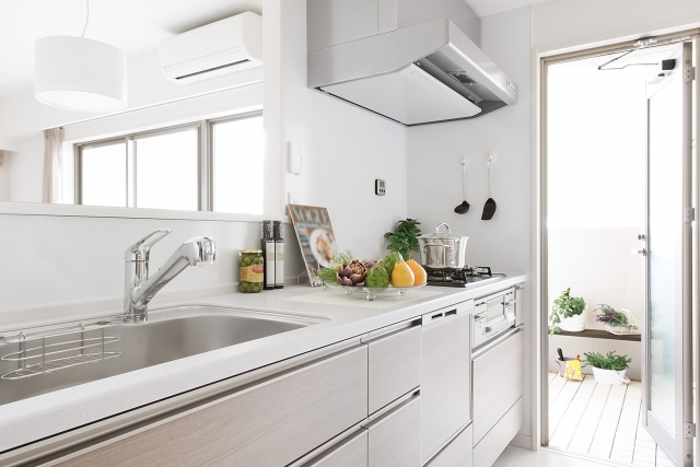 北九州キッチンリフォーム見積もり完全ガイド｜適正価格と追加費用を抑える裏ワザ