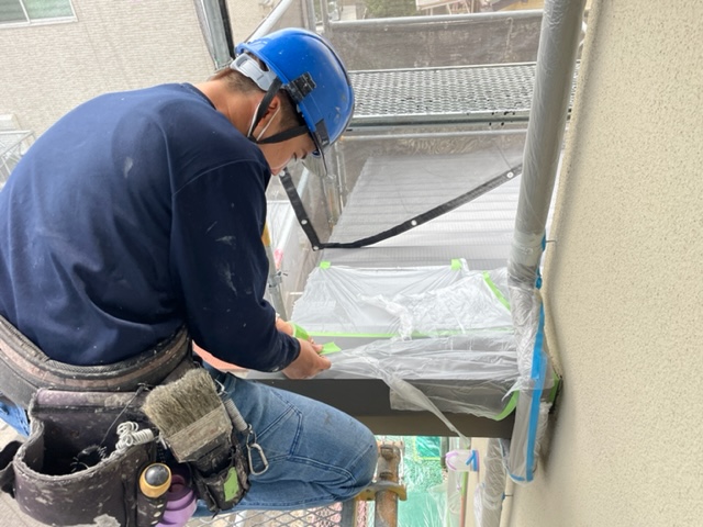 【工事】小倉南区企救丘にて屋根塗装・外壁塗装工事をさせて頂いております！(4日目）