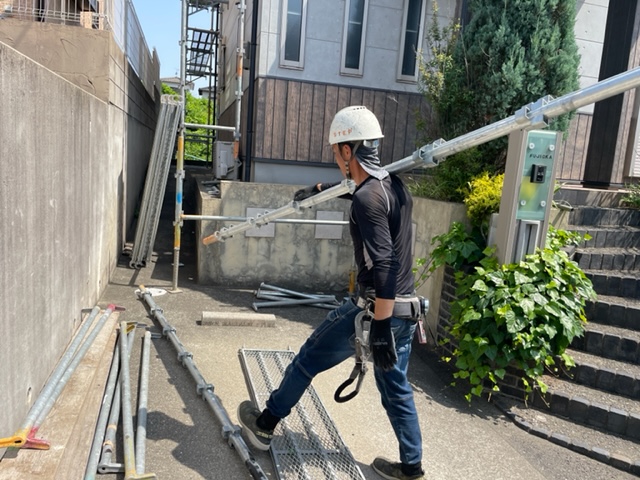 【工事】北九州市にて屋根塗装・外壁塗装工事をさせて頂いております！(1日目)