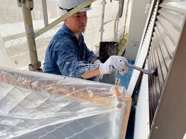 3/10(水)北九州市、行橋市にて屋根、外壁塗装及び店舗塗装改修工事をさせて頂いてます！