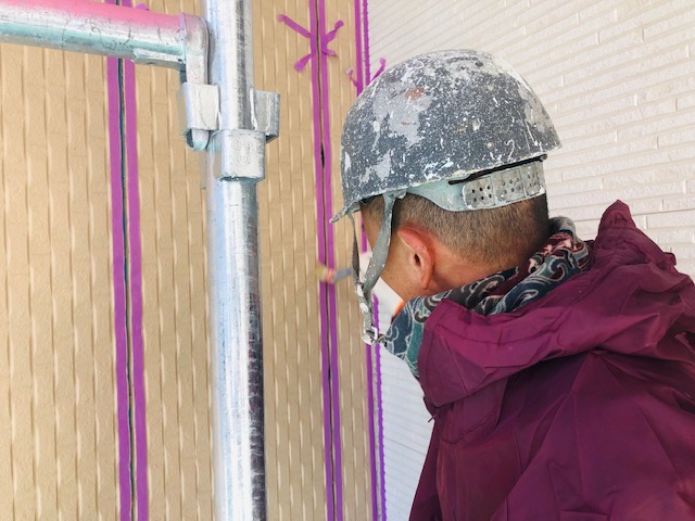 【工事】1月7日(金)北九州市小倉南区朽網東にて外壁塗装工事をさせて頂いております！(3日目)