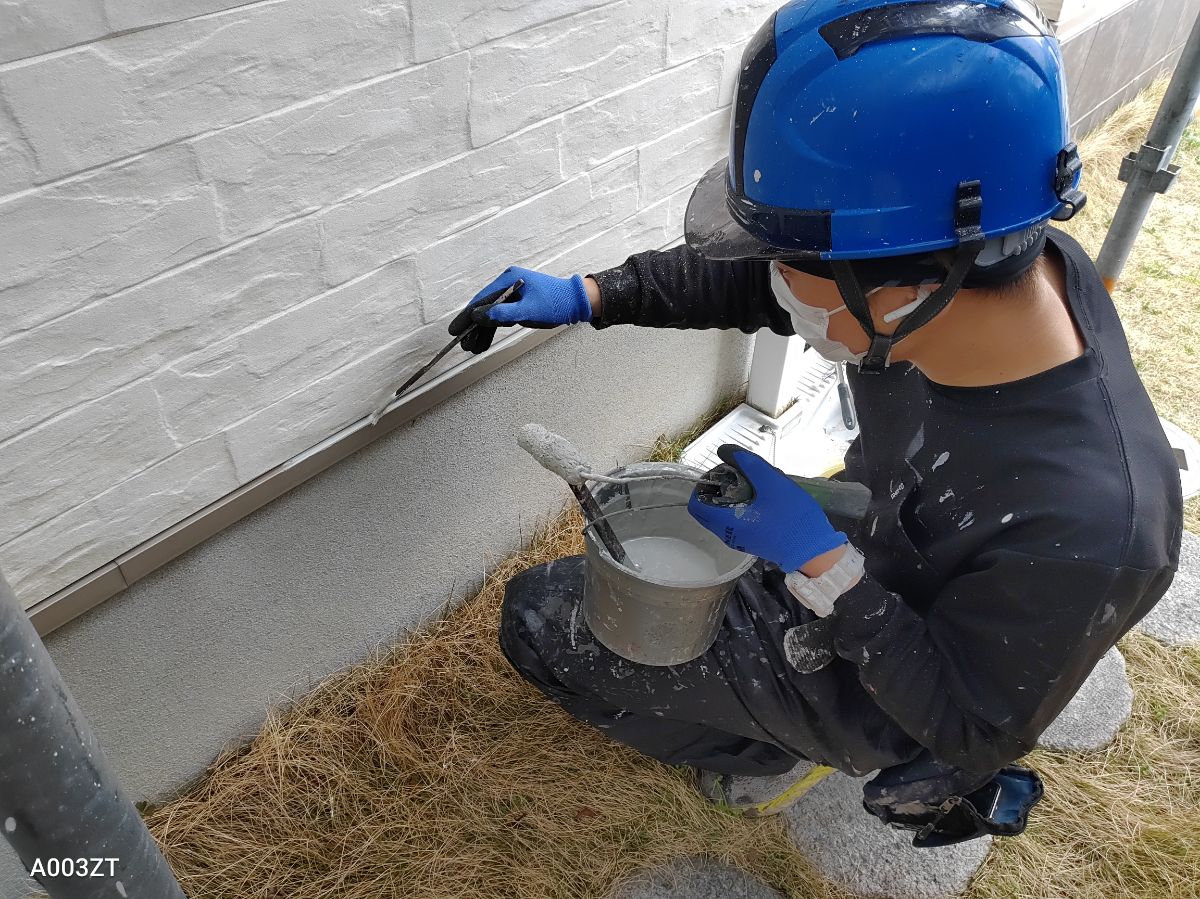 【工事】3月30日(水)北九州市小倉南区長行西町にて屋根塗装・外壁塗装・付帯塗装工事をさせて頂いております！（5日目）